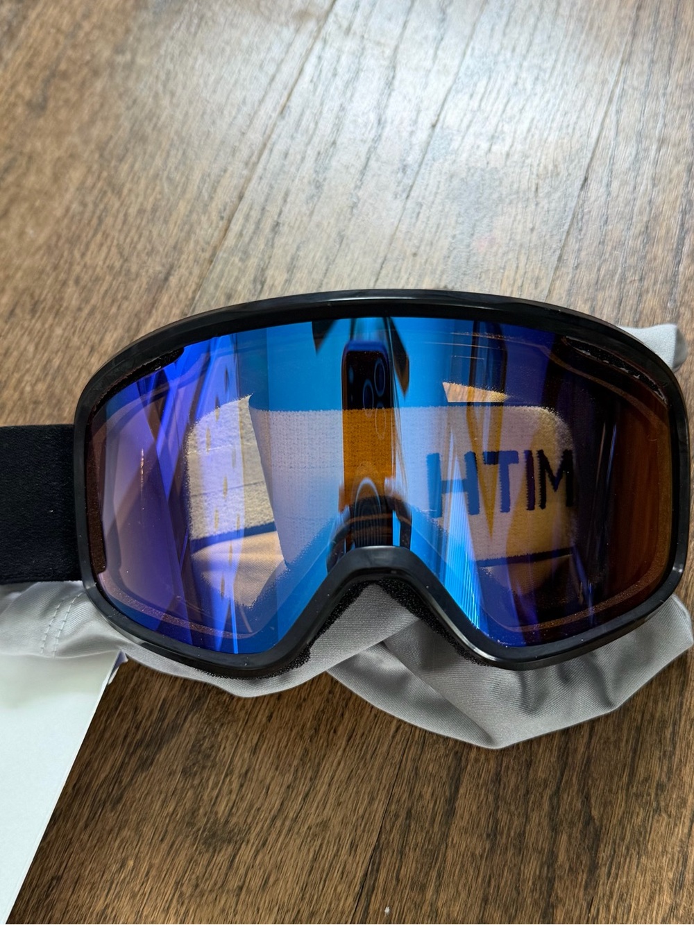 NWT SMITH Vogue Goggles for Women